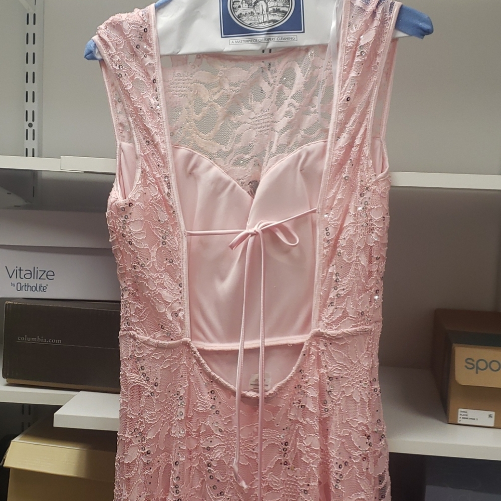 Pink Lace High-Low Dress - Picture 4 of 5